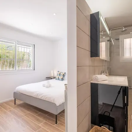 2-bedroom With Garden * Канны