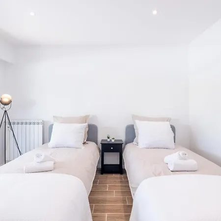 2-bedroom With Garden Апартаменты