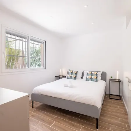 2-bedroom With Garden * Канны