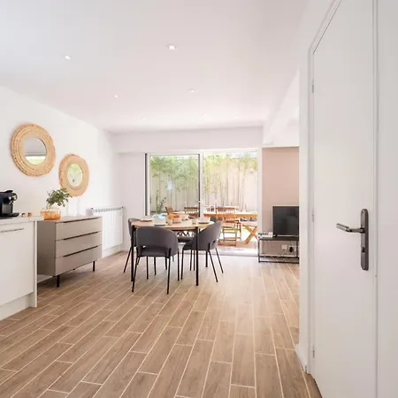 2-bedroom With Garden Апартаменты *