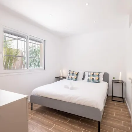 2-bedroom With Garden Канны