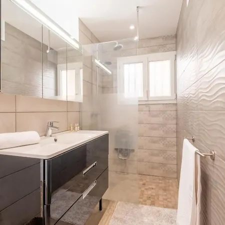 2-bedroom With Garden Lägenhet