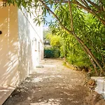 2-bedroom With Garden *