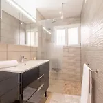 2-bedroom With Garden Apartman